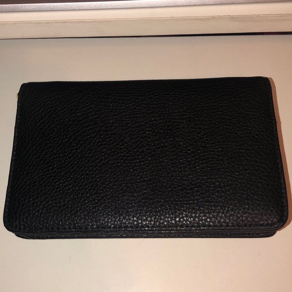 clutch purse